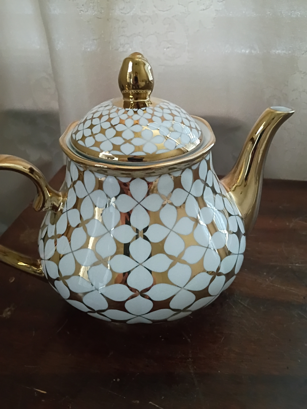 Elegant White and Gold Patterned Porcelain Teapot - Decorative Serveware
